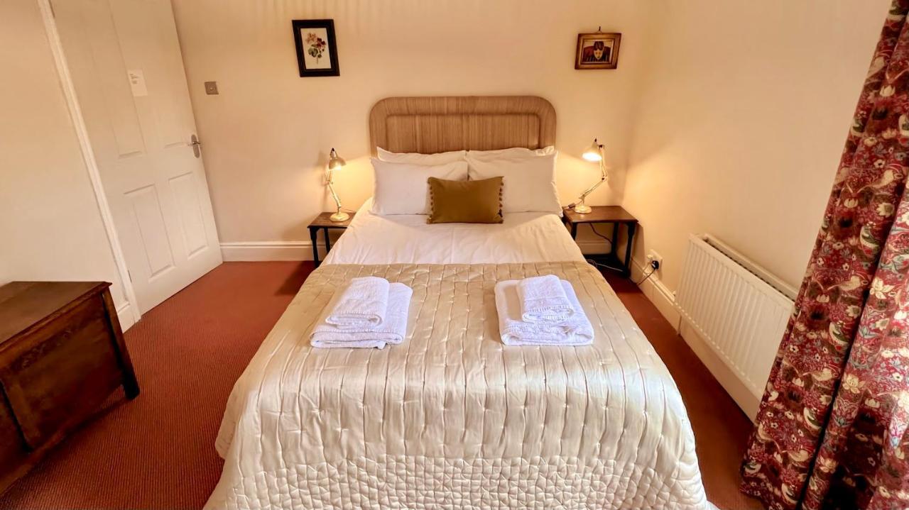 Charming Victorian Cottage Steps From Historic Chester - Free Parking Eksteriør bilde
