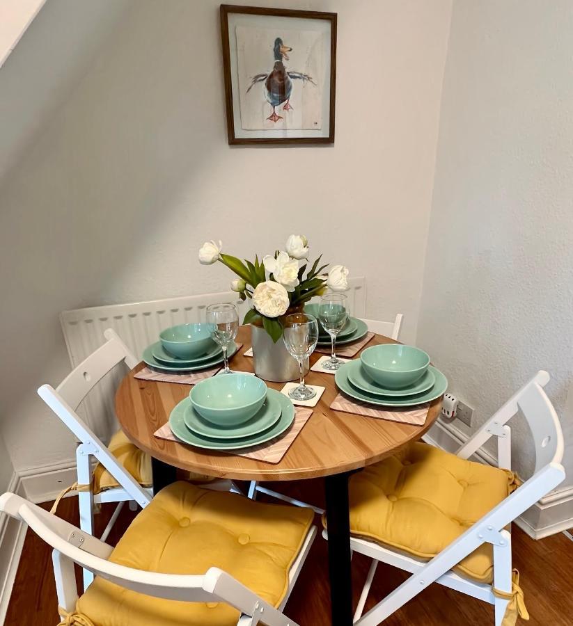 Charming Victorian Cottage Steps From Historic Chester - Free Parking Eksteriør bilde
