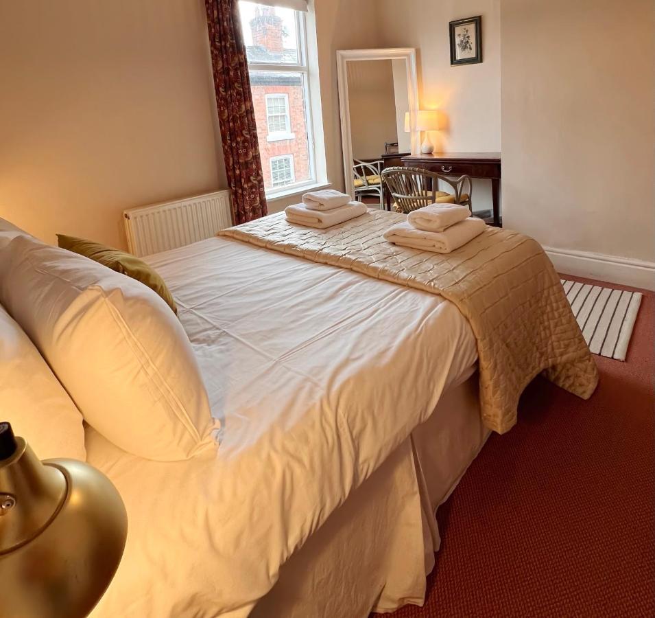 Charming Victorian Cottage Steps From Historic Chester - Free Parking Eksteriør bilde